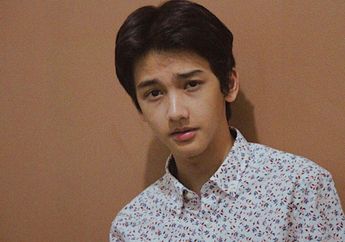5 Fakta Ari Irham, Pemeran ‘Terlalu Tampan’ yang Bikin Meleleh!