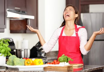 Sering Kita Gunakan, Ini 3 Benda di Dapur yang Bisa Sebabkan Kanker! Bahaya!