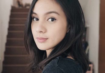 6 Inspirasi Outfit Hitam dan Putih Ala Nasya Marcella untuk Ngedate!