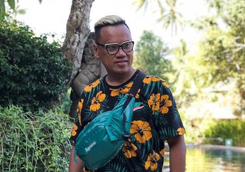 Masuk Jajaran Presenter dengan Bayaran Termahal, Begini Megahnya Rumah Uya Kuya, Sampai Ada Meja Makan dalam Kamar Tidur!
