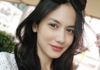 Bertemu di Maroko, Pevita Pearce Ajarkan Zach King Bahasa Indonesia!