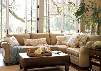 Bingung Menata Coffee Table di Rumah? Intips Dulu 4 Tips Ini!