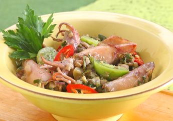Resep Cumi Asin Tomat Hijau Enak, Bikin Makan Siang Makin Berselera