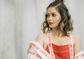 Warna Rambut Barunya Nyentrik, Citra Scholastika Tuai Pujian!
