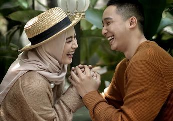 Setelah Foto Prewedding, Melody Eks JKT48 Sebar Undangan Nikah!