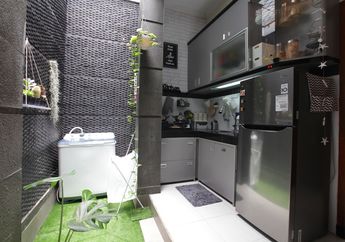 Cantiknya Nuansa Monokrom di Dapur Mungil Berukuran 2 Meter Persegi