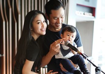Padahal Anak Pengusaha Sukses, Tapi Anak Sandra Dewi Akrab dengan ART-nya Hingga Suka Main di Dapur Kotor!
