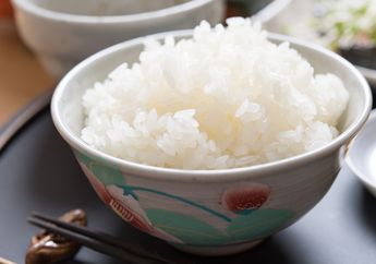 Terbongkar Rahasia Nasi Pulen dan Wangi a la Chef Restoran Jepang, Cuma Butuh 1 Bahan!