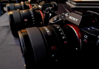 Bingung Pilih Mirrorless atau DLSR? Baca Dulu Sebelum Beli Kamera