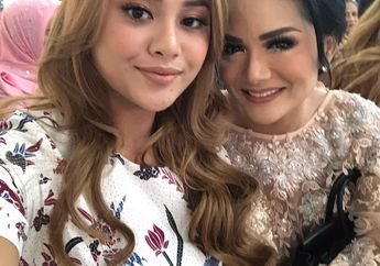 Sulit Hubungi Krisdayanti Secara Personal, Aurel Hermansyah Komentar di Instagram: Soalnya Whatsapp Aku Enggak Dibalas-balas Kan