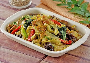 Resep Mudah Kwetiau Jamur Kari Untuk Menu Sarapan Mewah dan Praktis
