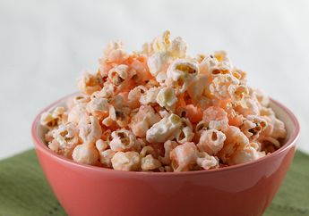 Enggak Perlu Beli, Buat Kreasi 5 Resep Popcorn Enak Ini Agar Momen Santai Terasa Lebih Nikmat