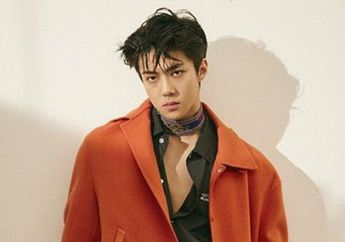 Terlihat Dingin, 3 Idol K-Pop Cowok Ini Manis Banget Saat Senyum!