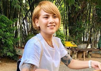 Mirip Banget dengan Evelin, Ini Sosok Cantik Ibunya yang Cintai Pria dan Makanan Jepang