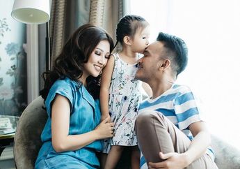 Dewi Persik Bongkar Sarwendah Hamil Anak Kedua, Postingan Instagram Ini Jadi Kodenya?