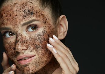 Keseringan Scrub? Siap-siap Merasakan 5 Efek Negatif Mengerikan Ini!