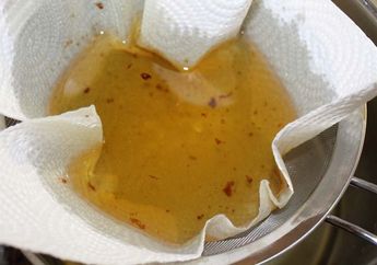 Ini 4 Manfaat Minyak Goreng Bekas, Jangan Langsung Dibuang ya!