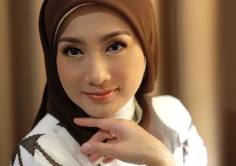 Jadi Janda Kaya dengan Harta Capai Rp 8,2 Miliar, Intip Rumah Mewah Desy Ratnasari dengan Dapur yang Super Cantik