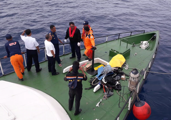 Lion Air JT 610 Jatuh, Ini 5 Fakta Proses Pencarian Korban, Penyelam Harus Makan Tepat Waktu Hingga Gunakan Kapal Perang