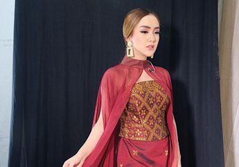 Intip Penampilan Cita Citata Tenteng Tas Harga Hampir 20 Juta Saat Temani Calon Suaminya yang Akan Jadi Mualaf ke Turki