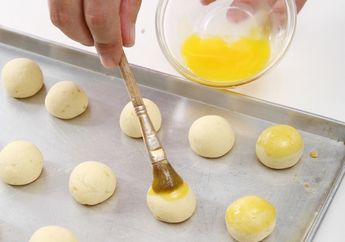 Tips Membuat Nastar Enak, Dari Membuat Selai Nanas, Membuat Adonan Hingga Mengoles Nastar