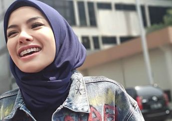 Ibadah Umrah, Nikita Mirzani Berdoa dan Mohon Ampun Soal Masa Lalunya