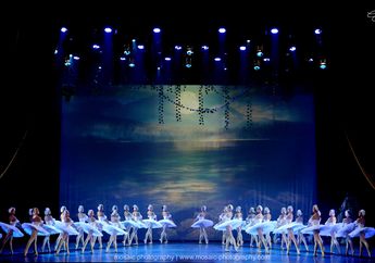 Memukau Para Penonton, Intip Keseruan Pentas 'The Swan Lake' dari Marlupi Dance Academy!