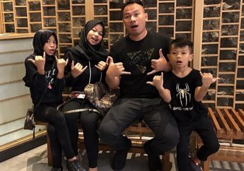 Proses Perceraian dengan Angel Lelga, Vicky Prasetyo Quality Time sama Ketiga Anaknya