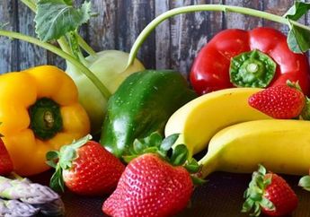 Dikonsumsi Setiap Hari, Ternyata 10 Buah & Sayur Ini Paling Banyak Mengandung Pestisida!