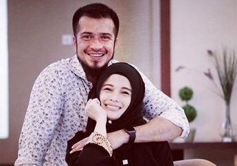 Padahal Istri Pejabat dan Punya Rumah Mewah, Jihan Fahira Tertangkap Makan Nasi Bungkus dan Duren Di Bagasi Mobil