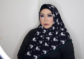Sempat Dikira Mualaf Karena Bertato, Intip Istana Megah Melly Goeslaw dengan Dapur Sederhana