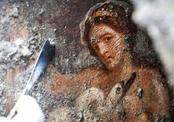 Lukisan Erotis Ratu Leda dan Angsa Ditemukan di Reruntuhan Pompeii