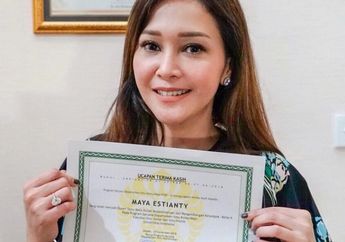 Cantiknya Penampilan Maia Estianty Saat Jadi Dosen Tamu di UI, Natural Banget!