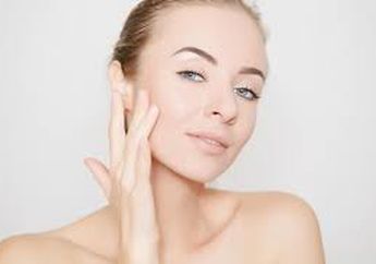Pengin Bekas Jerawat Enggak Terlihat? Jangan Pakai 4 Makeup Item Ini!