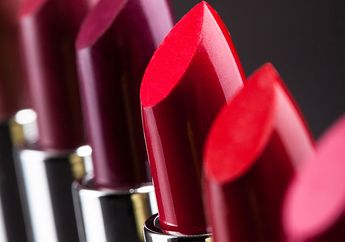 Jangan Asal! Ini Warna Lipstik yang Tepat Sesuai Undertone Kulit Kita!