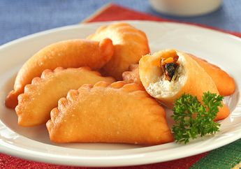 Resep Panada Ayam Kemangi Enak Ini Hadir Dengan Isian yang Spesial