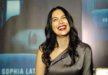 Syuting Film Horor, Sophia Latjuba Tak Rasakan Lelah Sama Sekali