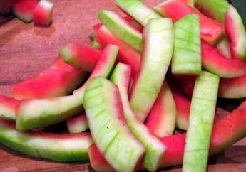 Jangan Buang Mulai Sekarang! Kulit Semangka yang Bewarna Putih Ini Ternyata Mampu Turunkan Berat Badan Lebih Ampuh dari Obat Diet!