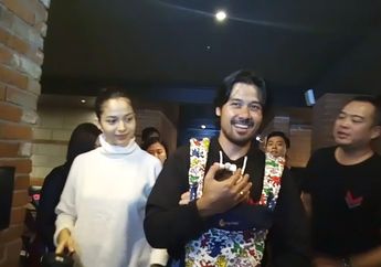 Chicco Jerikho Jadi Ayah Baru, Putri Marino Sebut Suaminya Lebih Sensitif!
