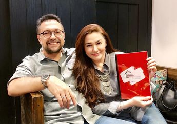 Beda Keyakinan Selama Menikah 16 Tahun, Begini Mesranya Nia Zulkarnaen & Ari Sihasale Buka Puasa Di Warung Kopi