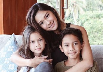 Begini Reaksi Putra Bule Nina Mirdad Ketika Coba Pindang Ikan Cue Balado, Nana Sampai Terheran-heran