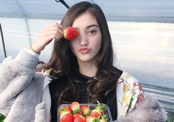 Ranty Maria Punya 6 Trik Padu Padan Outfit Hitam Biar Enggak Monoton!