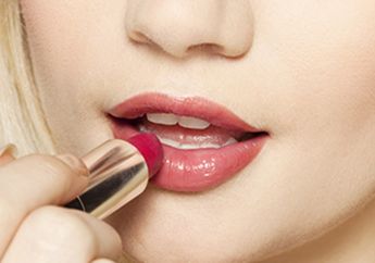 Tampil Makin Gorgeous Pakai Warna Lipstik yang Cocok Sesuai Golongan Darah, Yuk!