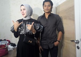 Vicky Prasetyo Pamer Kekasih Baru Setelah Resmi Cerai, Kekasih Angel Lelga Justru Jualan Bakso Keliling