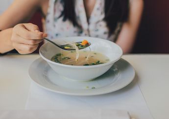 4 Fakta Tentang Alat Makan yang Bisa Bikin Berat Badan Cepat Turun!