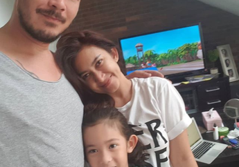 Nafa Urbach Rayakan Natal dan Makan Bersama Keluarga Zack Lee, Keduanya Makin Gencar Diisukan Balikan