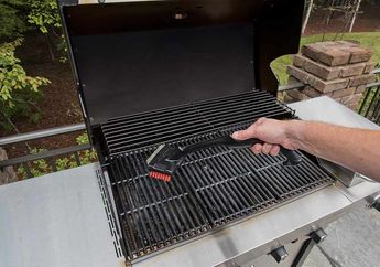 Cara Membuat BBQ, Begini Cara Membersihkan Alat Bakar Sebelum Pesta BBQ! Super Mudah