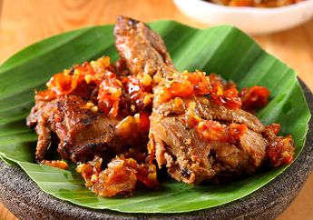 Resep Ayam Penyet Paling Enak, Ya, Resep Ayam Bakar Penyet Ini!