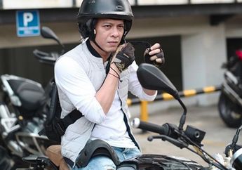 Intip Pesona Ganteng Ariel Noah Saat Menunggangi Motor Seharga Rp610 Juta!