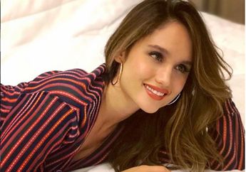 Diet Ketat Demi Punya Perut Six Pack, Cinta Laura Bikin Syok Warganet Karena Bisa Makan Es Krim Sebanyak Ini!